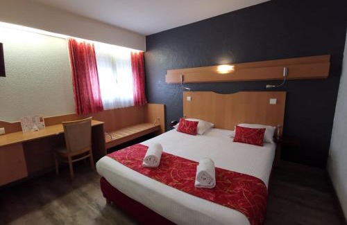 Annemasse Hotel | Atalante: Pet-Friendly Retreat with Breakfast Included