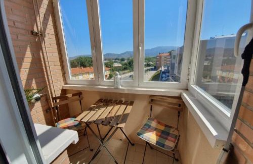 Haro Apartment | Discover Atauri: Family-Friendly Hotel with Pool Access