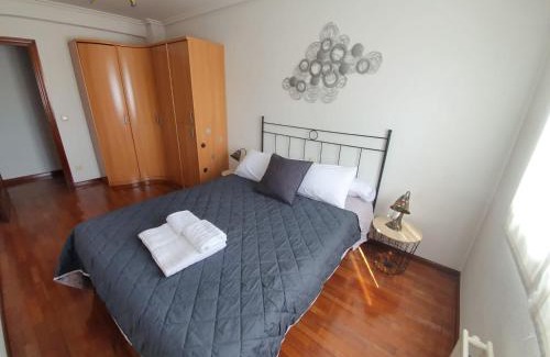 Haro Apartment | Discover Atauri: Family-Friendly Hotel with Pool Access