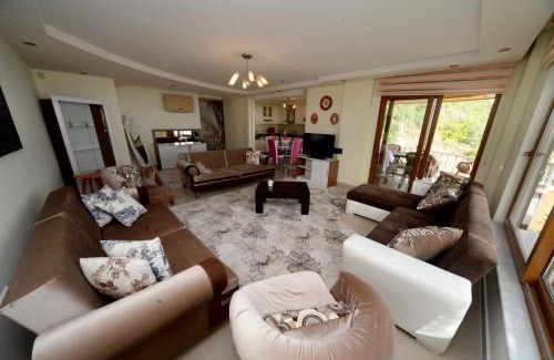 Alanya Villa | Discover ATAVillas Bektaş 3: Family-Friendly Retreat