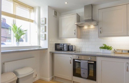 Wellington Apartment | Atcham: Rated 10/10 Apartment with Pool & Family Comfort