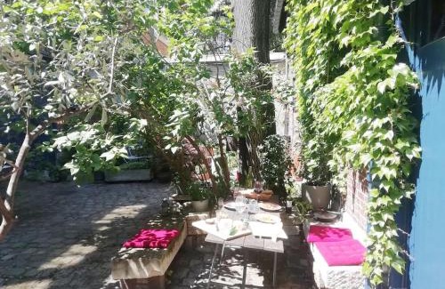 14th Arrondissement House | Artist Loft with Garden in Heart of Paris - Rated 9.5/10