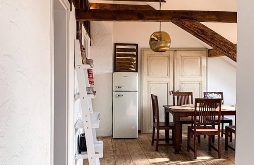 Neuwied Apartment | Discover Atelier - Ferienwohnungen Alte Destillerie Retreat