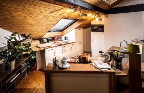 Hinterbruhl Apartment | Experience Atelier Kurt: Guest Rated 10/10 Retreat