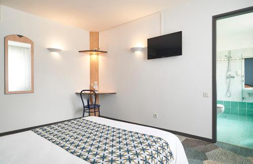 Creon Hotel | Explore Atena Bordeaux Sud Est Créon - Bike-Friendly Retreat