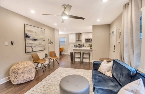 Smyrna House | Pet-Friendly Getaway for 6 with Breakfast & Kitchen Access