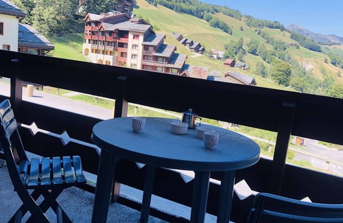 Les Avanchers-Valmorel Apartment | Convenient Athamante 6 - Steps from Slopes and Shops