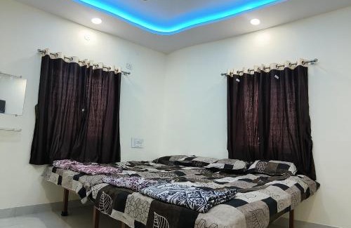 Akalkot House | Atharv Guesthouse
