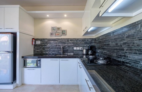 Sanur Villa | Athena 2 – A Romantic One-Bedroom Getaway