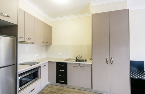 Roma Hotel | Discover Athena Studio Units: Pool, Breakfast & Child Friendly