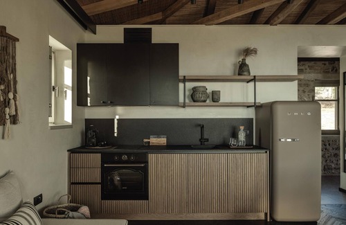 South Pelion Apartment | Relaxing Athena Suite at Peliva Nature Suites with Ocean View