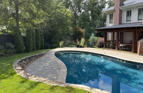 Athens House | Unforgettable Athens Gameday Retreat Near Top Attractions