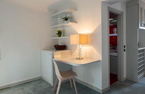 Ilisia Apartment | Elegant Athens Penthouse Suite with Breakfast Included