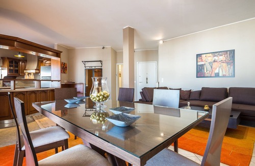 Neos Kosmos Apartment | Discover Athens View: Steps from Acropolis with Breakfast