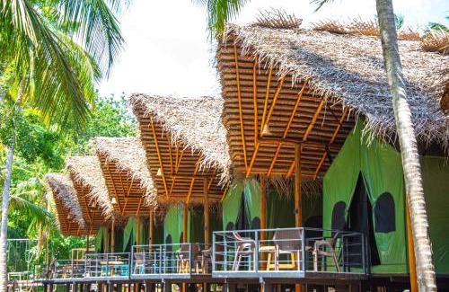 Udawalawa Hotel | Relaxing River Camping Experience at Athgira, Udawalawe