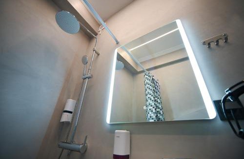 Monastiraki Apartment | Athinaidos Suite by Zeussuites