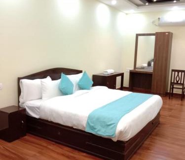 Irinjalakuda Hotel | Family-Friendly Athirappilly Inn Rooms & Suites for Your Stay
