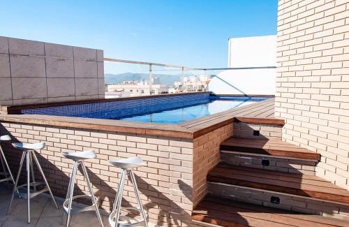 Benicarlo Apartment | Elegant Atic Luxe Benicarló: 4-Star Retreat with Pool