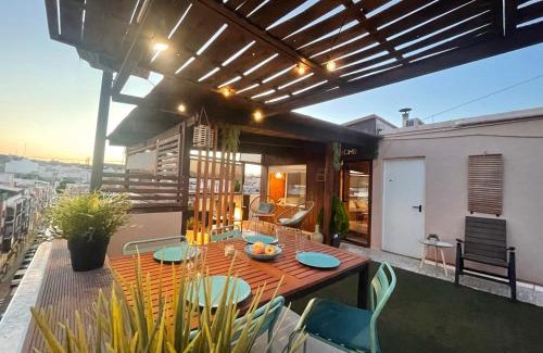 Alicante Apartment | Stylish Atic in the Heart of the City - Guest Rated 10/10