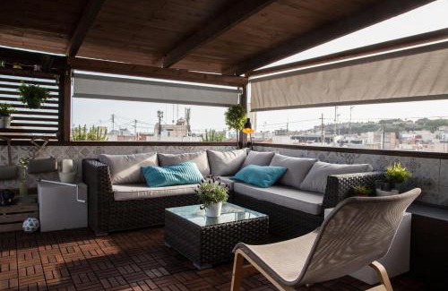Alicante Apartment | Stylish Atic in the Heart of the City - Guest Rated 10/10