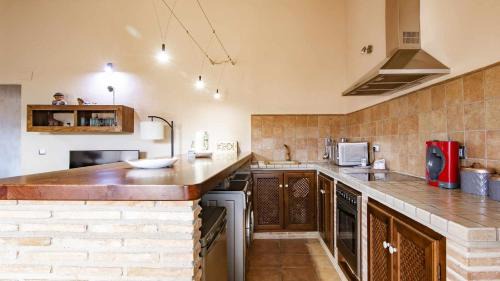 Albentosa Apartment | Serene Atico with Views in Albentosa, Rated 9.5/10