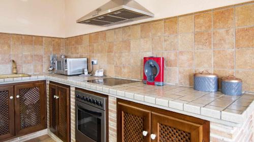 Albentosa Apartment | Serene Atico with Views in Albentosa, Rated 9.5/10