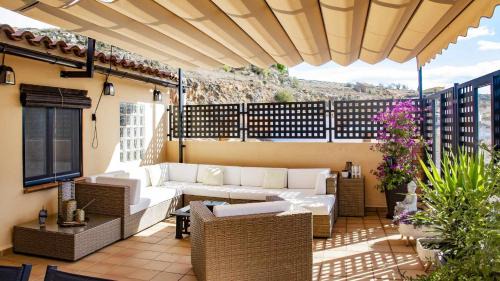 Albentosa Apartment | Serene Atico with Views in Albentosa, Rated 9.5/10