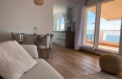 Vinaros Apartment | Oceanfront Atico Mosean: Guest Rated 9.9/10 Bliss
