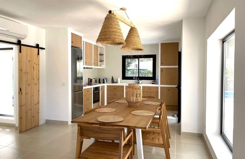 Cala Comte Villa | Atico: Private Pool & Ocean View for Unforgettable Sunsets
