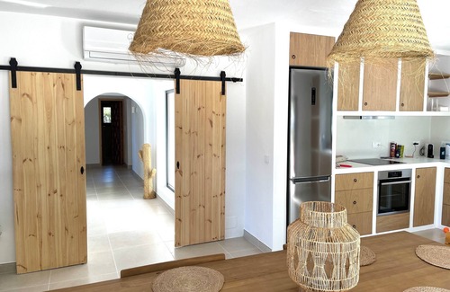Cala Comte Villa | Atico: Private Pool & Ocean View for Unforgettable Sunsets