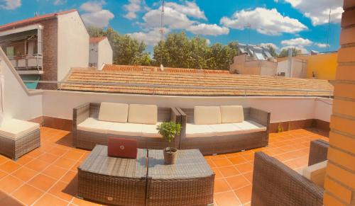 San Diego Apartment | Convenient ATICO & TERRAZA: 6 Min to ATOCHA Metro