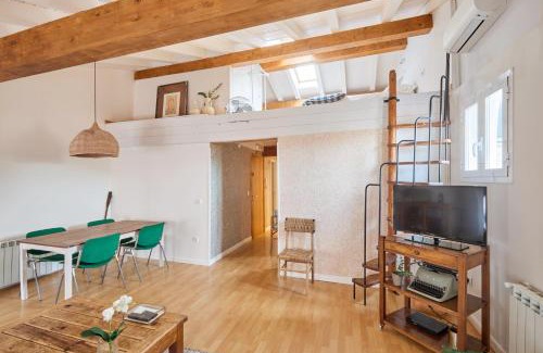 Old Town Apartment | Remarkable Atico Vistas Estafeta in Historic Center