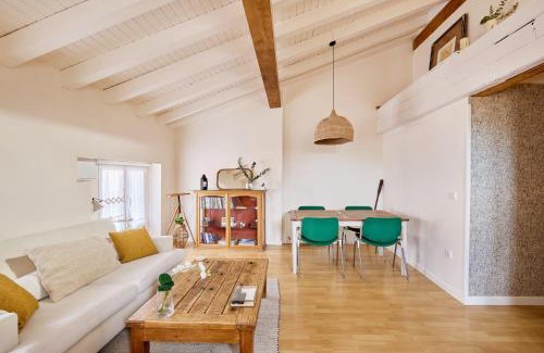 Old Town Apartment | Remarkable Atico Vistas Estafeta in Historic Center