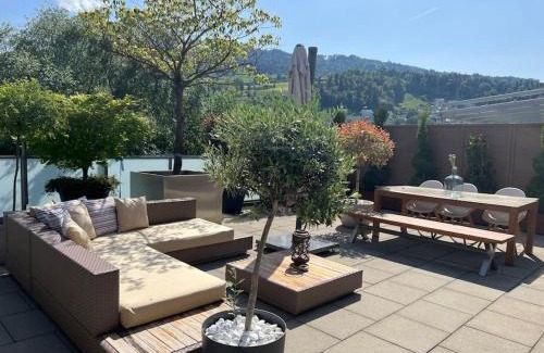 Kriens Apartment | Atikka Penthouse: Family-Friendly 4-Star Retreat Awaits