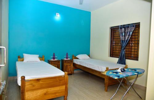 Bhubaneshwar Bed & Breakfast | Inviting Atitheya Retreat: Pet-Friendly with Breakfast Included