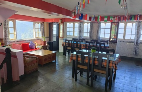 Darjeeling House | Cozy Atithi Homestay in Darjeeling – Perfect for Families
