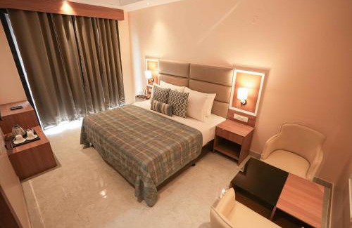 Greater Noida Hotel | Pet-Friendly Atithi House: Rated 8.7 with Breakfast Included