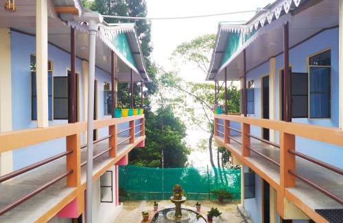 Darjeeling House | Serene Atithi Inn: Oceanfront Homestay with Spa & Pets