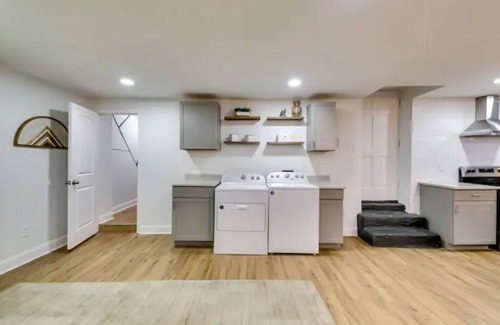 Church Street House | Family-Friendly Multi-Home Retreat in ATL - Sleeps 26
