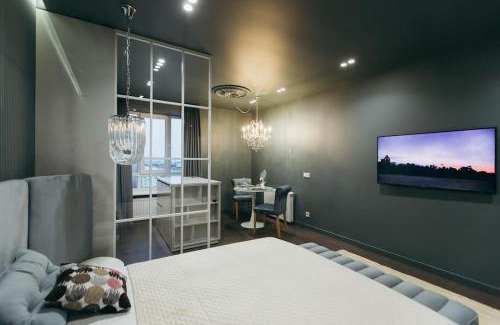 Chernovtsy Apartment | Premier ATLANT Apartments near TC DEPOT with Contactless Check-In