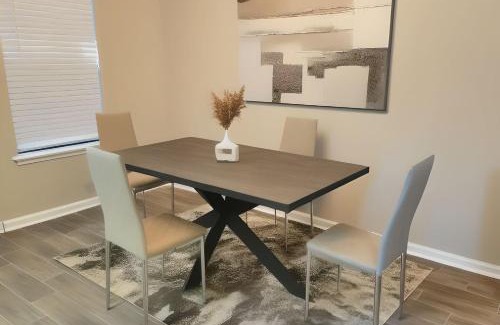 Decatur House | Discover Atlanta Gem with Family-Friendly Amenities