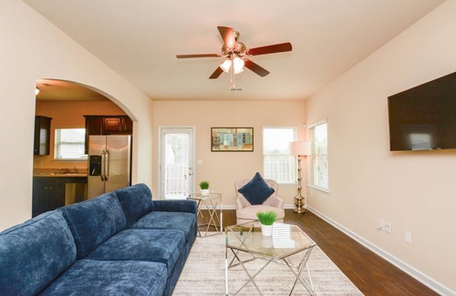 Fairburn House | Newly Built Premier Home in Atlanta with Spa & Hot Tub