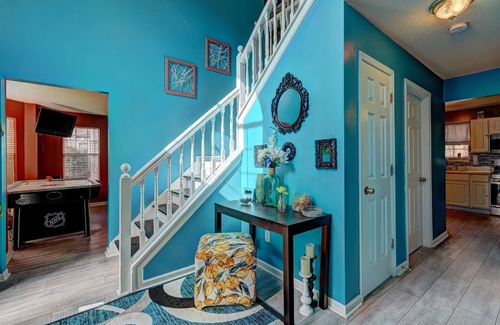 Atlanta House | Atlanta Family Home: Pet Friendly & Perfect for Kids