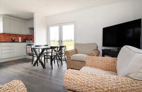 Bude Apartment | Relaxing Atlantic Apartment - A Quality 4-Star Retreat