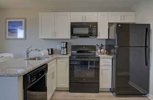 Atlantic Beach Apartment | Beachfront Retreat at Atlantic Beach Resort by Ramada
