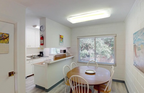 Jekyll Island Apartment | Atlantic Breeze #5: Family-Friendly Retreat with Pool