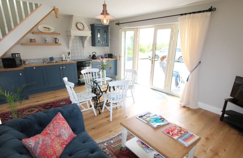Lisdoonvarna Apartment | Atlantic Garden Lodge & Art Studio one bedroom apartment in tranquil location.