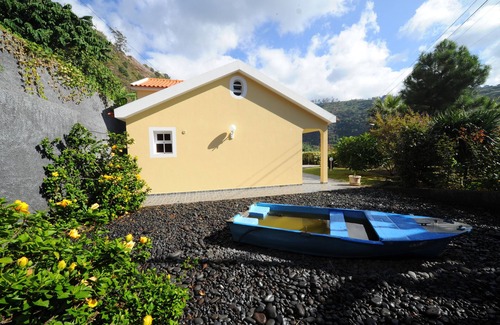 Ponta do Sol Villa | Relax at Atlantic Nature Garden: A Villa Amidst Nature