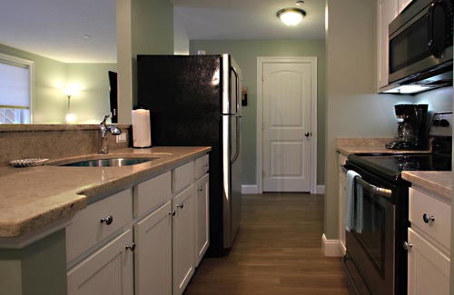 Old Orchard Beach Condo | Top-Rated Atlantic Ocean Suites with Pool & Breakfast