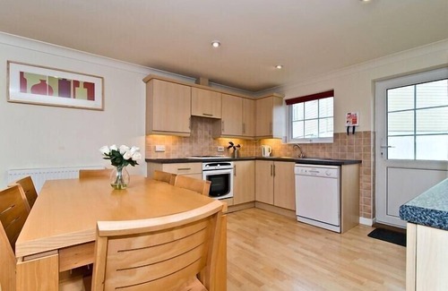 Saint Columb Major Cottage | Family-Friendly Atlantic Reach Cottage with Pool & WiFi